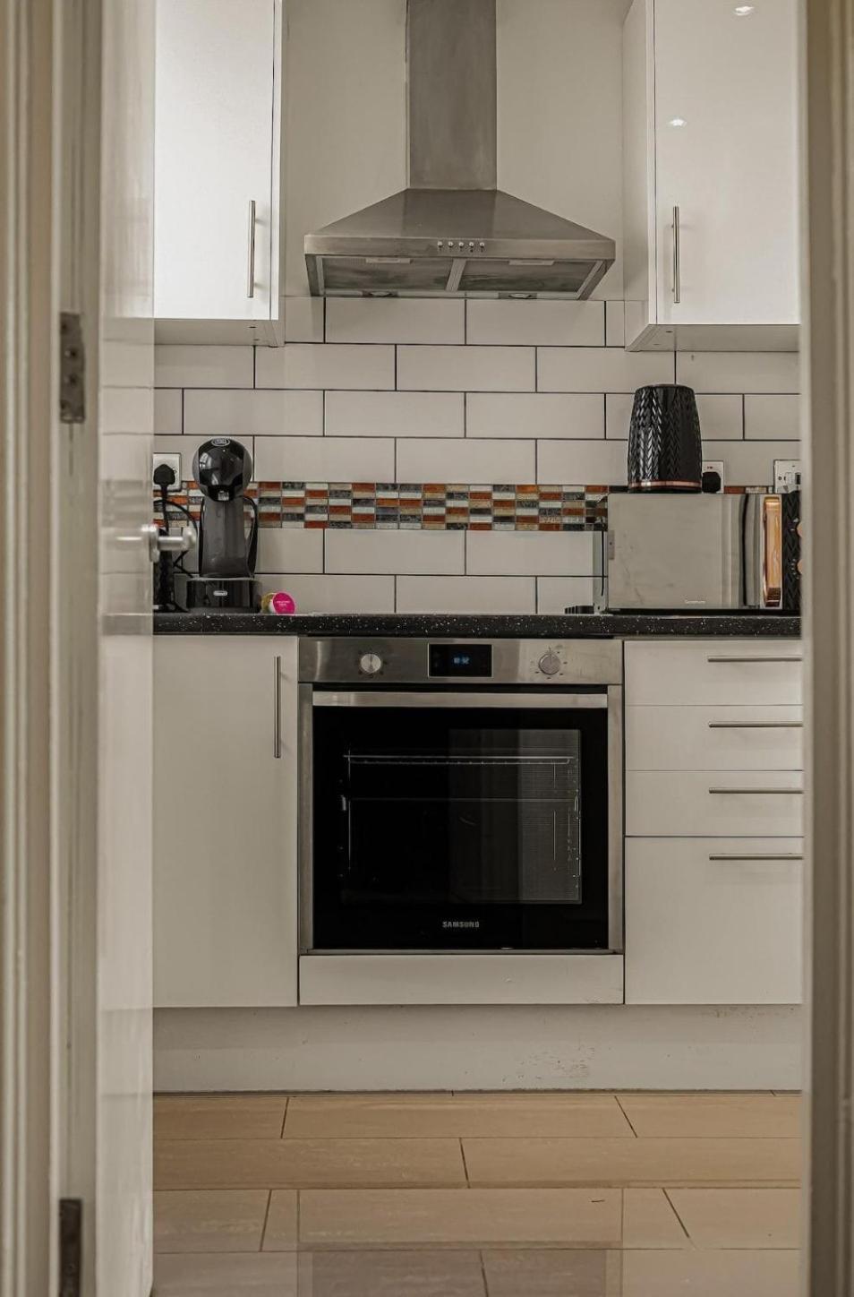 Amazing Marina-Overlooking 1Bed London Bagian luar foto