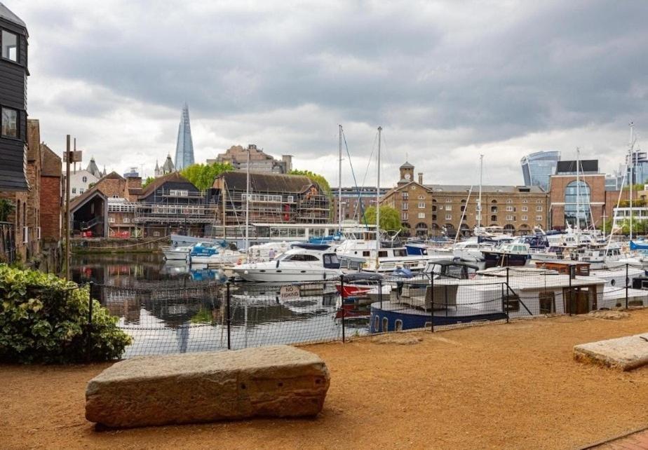 Amazing Marina-Overlooking 1Bed London Bagian luar foto